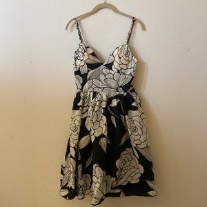 Black & white floral spaghetti straps summer cotton dress
